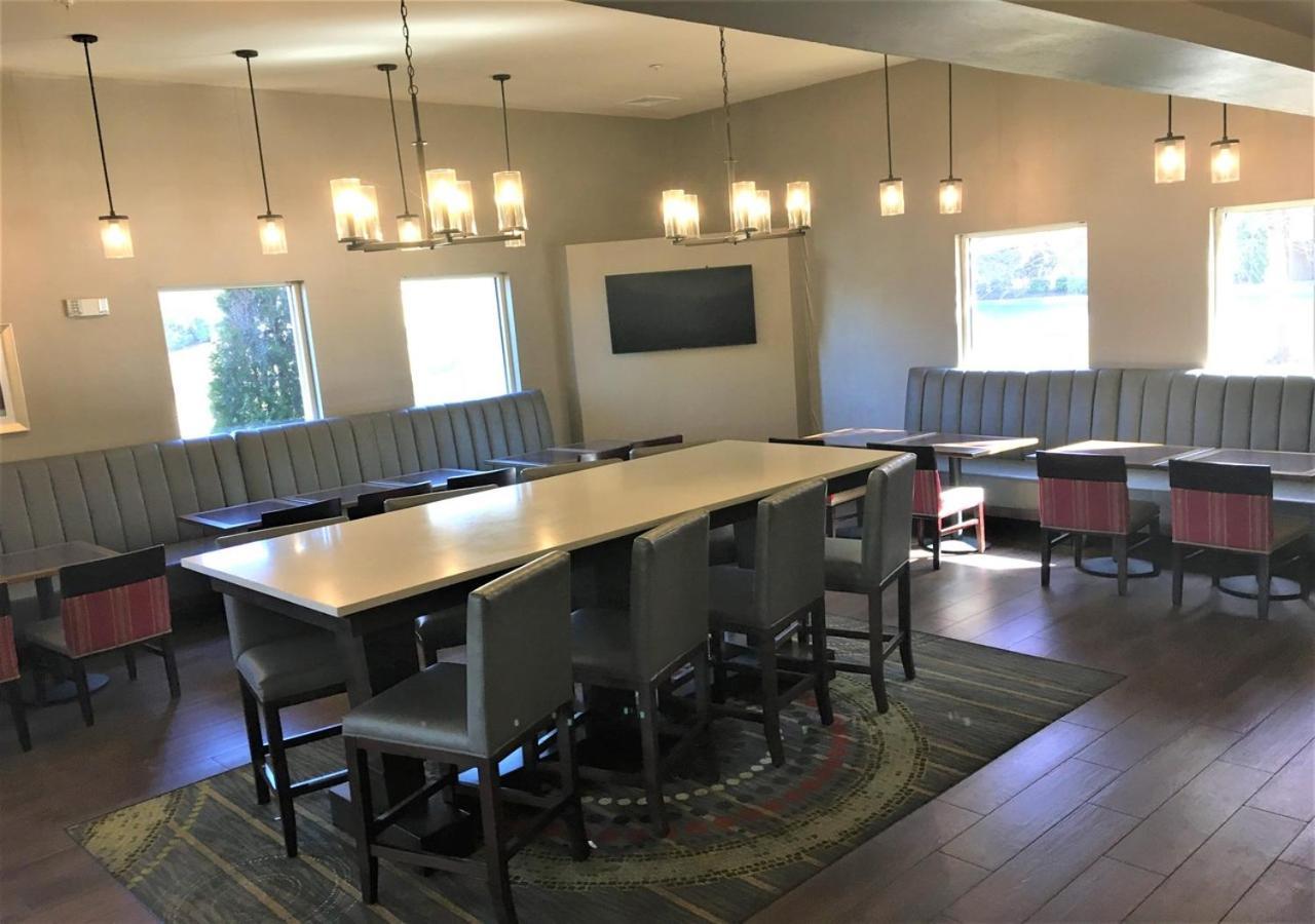 Comfort Suites Nashville Airport - Bna Kültér fotó