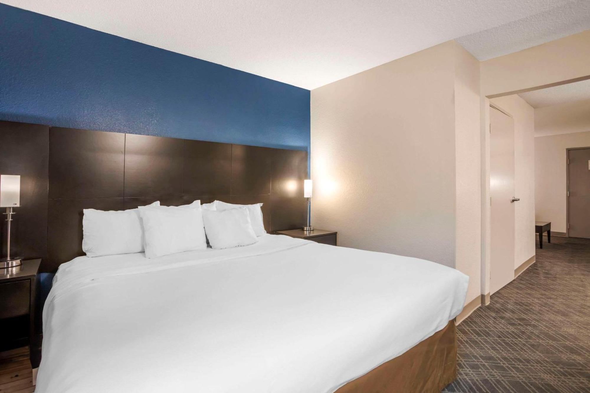 Comfort Suites Nashville Airport - Bna Kültér fotó
