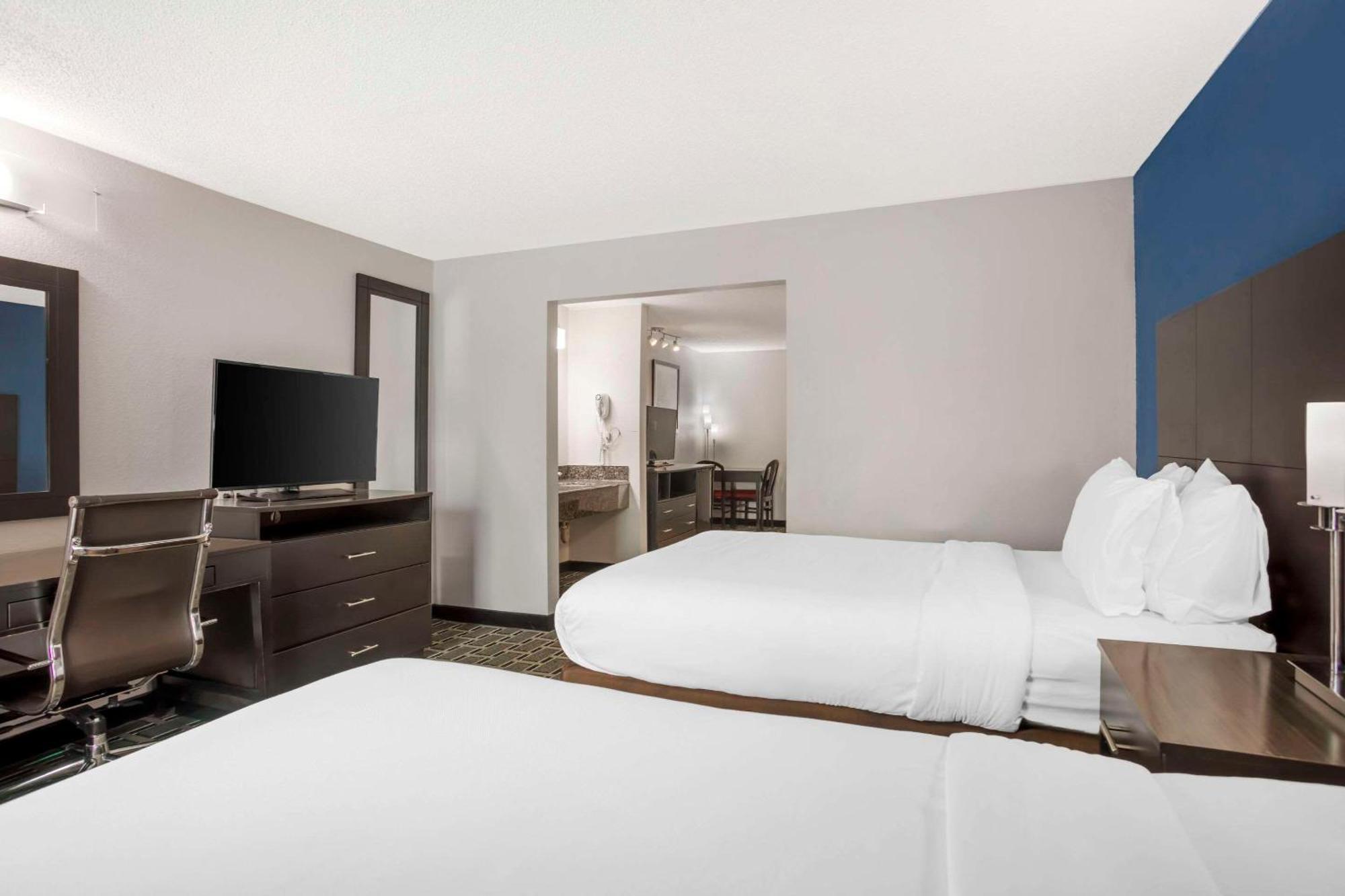 Comfort Suites Nashville Airport - Bna Kültér fotó